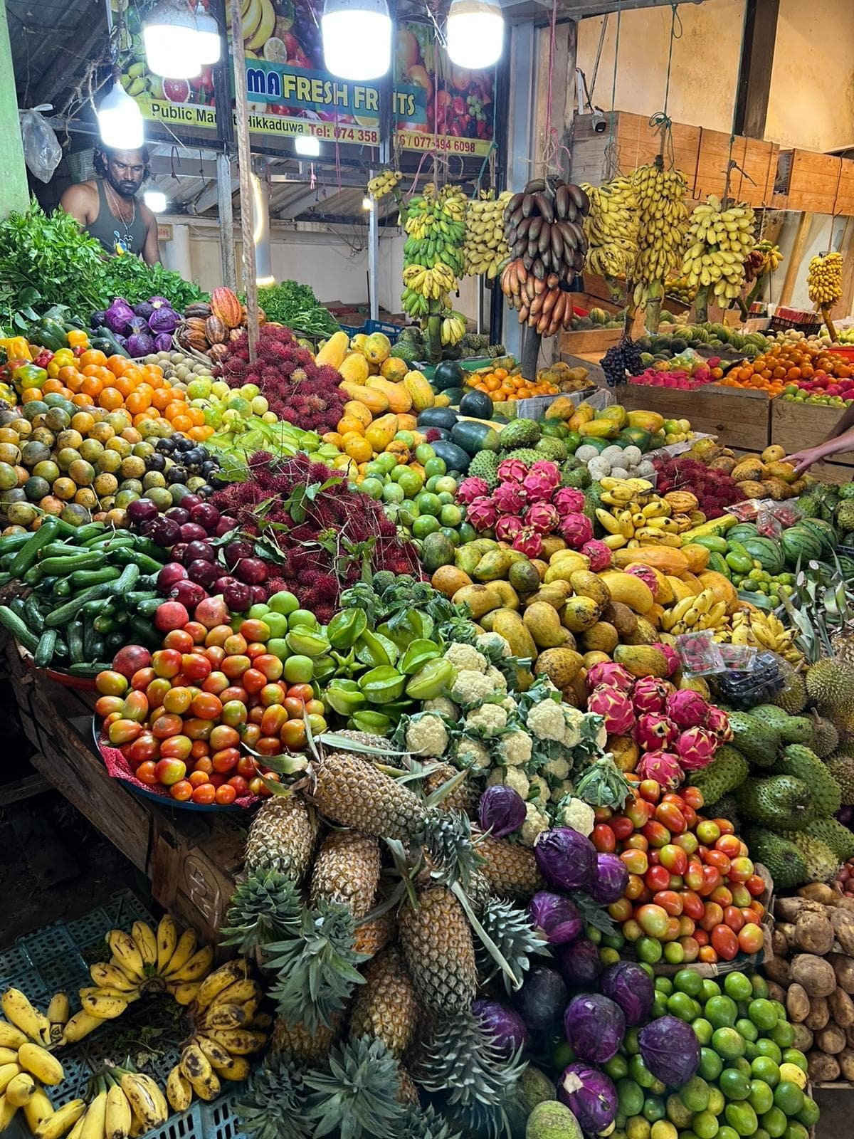Fruit and vegetable market stall in Hikkaduwa